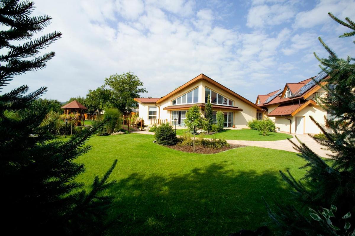Vila Valča Dış mekan fotoğraf
